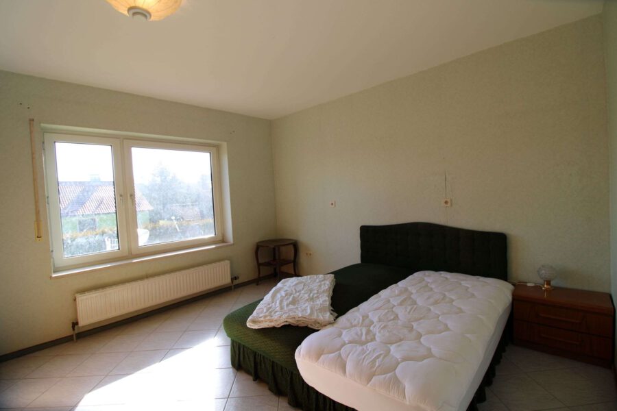 Einfamilienhaus mit Einliegerwohnung in Südhanglage - Schlafzimmer UG