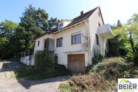 Sanierungsbedürftiges Mehrfamilienhaus mit 4 Wohneinheiten in Schalkhausen, 91522 Ansbach, Mehrfamilienhaus