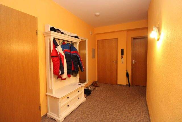 Attraktives Wohn- und Geschäftshaus in Innenstadtlage - Flur Wohnung 2. OG