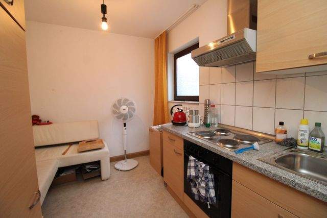 Attraktives Wohn- und Geschäftshaus in Innenstadtlage - Küche Wohnung 2. OG