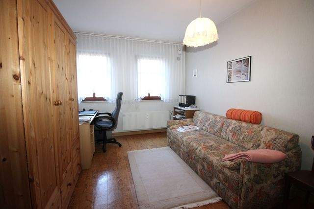 Attraktives Wohn- und Geschäftshaus in Innenstadtlage - Kind 1. OG