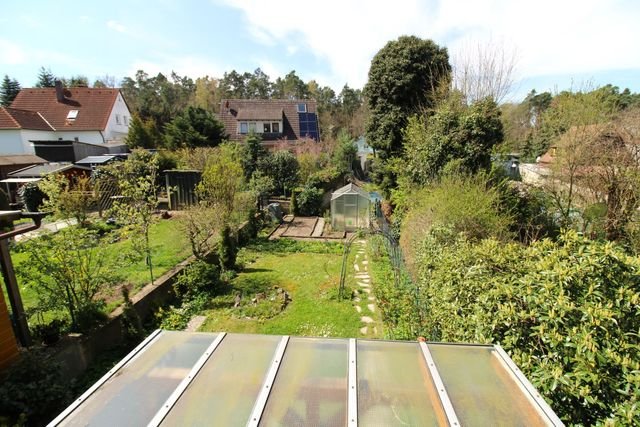 Gepflegtes Reihenmittelhaus in ruhiger Wohnsiedlung - Aussicht vom Balkon