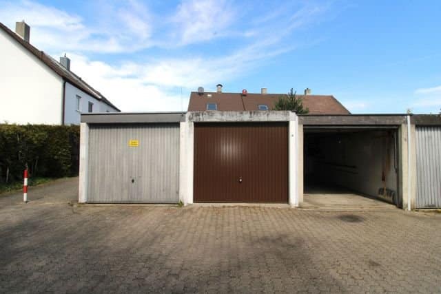 Gepflegtes Reihenmittelhaus in ruhiger Wohnsiedlung - Garage