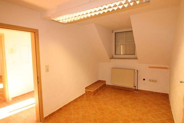 Pension mit drei Pensionszimmern und Betreiberwohnung auf herrlichem Gartengrundstück - Teeküche