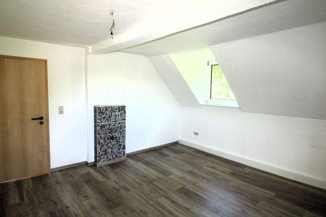 Pension mit drei Pensionszimmern und Betreiberwohnung auf herrlichem Gartengrundstück - Pensionszimmer 1