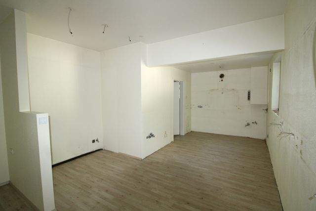 Pension mit drei Pensionszimmern und Betreiberwohnung auf herrlichem Gartengrundstück - Küche