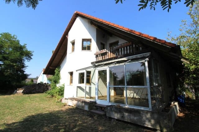 Ein- Zweifamilienhaus in ruhiger Naturlage - Wintergarten