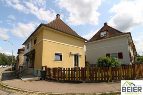 *** reserviert *** Renovierte Doppelhaushälfte in zentrumsnaher Wohnlage, 91522 Ansbach, Doppelhaushälfte