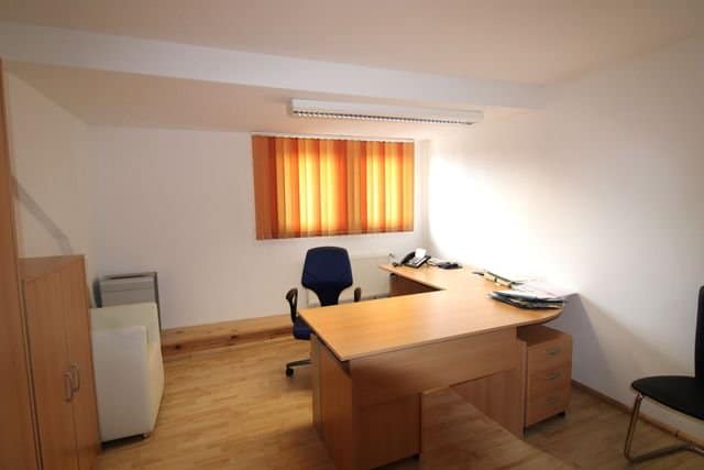 Renovierte Büro- und Lagerräume zur Eigennutzung oder auch zur Kapitalanlage - Büro 2 DG