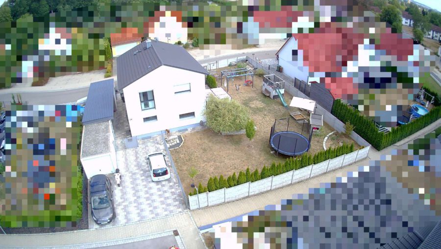 Neuwertiger Wohntraum in familienfreundlicher Siedlung - Luftbild