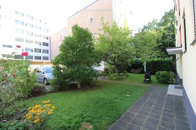 Ideal geschnittene 3-Zimmer Wohnung mit Loggia im beliebten St. Johannis - Hauseingang