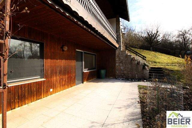 Ruhiges Wohnen im Grünen - lichtdurchflutete Wohnung mit Terrasse, Garage & Carport - Terrasse