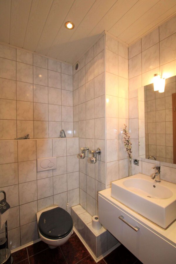 Ideal geschnittene 4-Zimmerwohnung in gepflegter Wohnanlage - Gäste WC