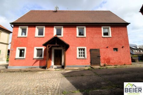 Ehemaliges landwirtschaftliches Anwesen mit Entfaltungsmöglichkeiten für Handwerker, 91619 Obernzenn, Einfamilienhaus